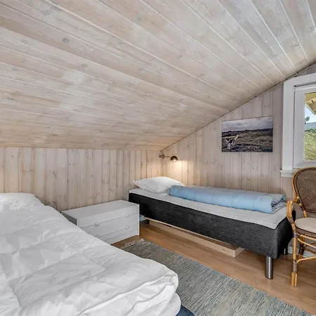 Tedora - 300m From The Sea By Interhome *