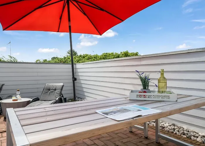 Tedora - 300m From The Sea By Interhome